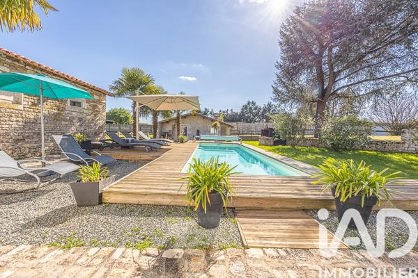 Maison à vendre 8 pièces 265 m² Coulon