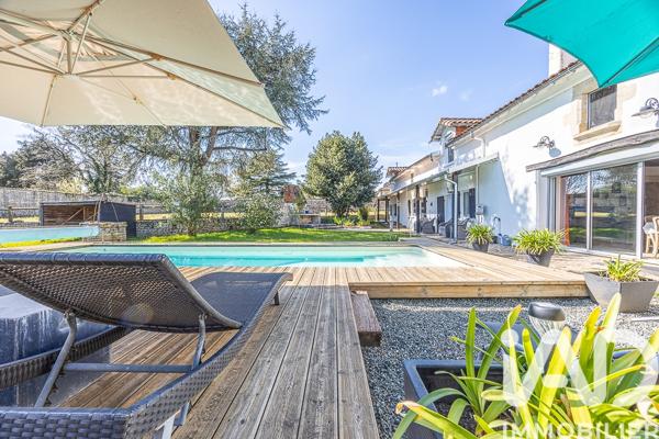 Maison à vendre 8 pièces 265 m² Coulon