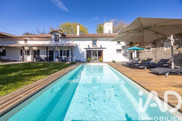 Maison à vendre 8 pièces 265 m² Coulon