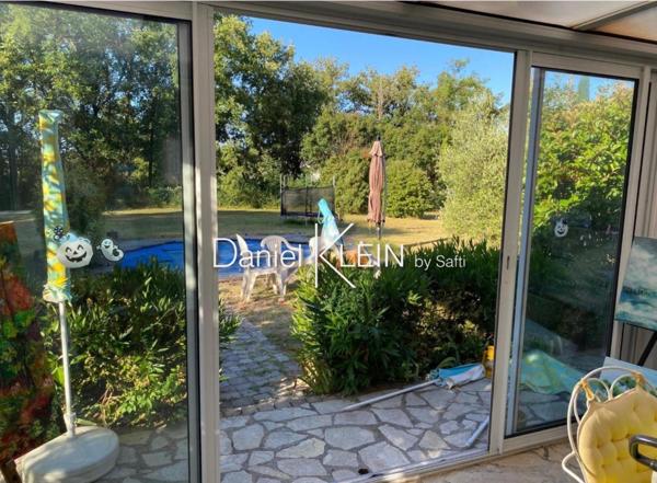 Maison provençale 120 m², terrain plat et cloturé