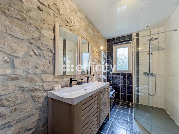 Maison 7 pièces - 150 m² Exclusivité efficity