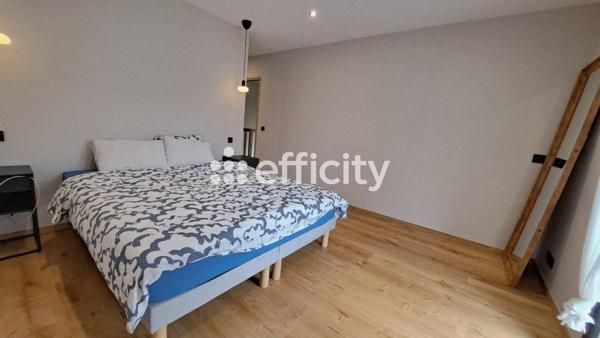 Maison
         5 pièces
        - 190 m² 827 000 € *