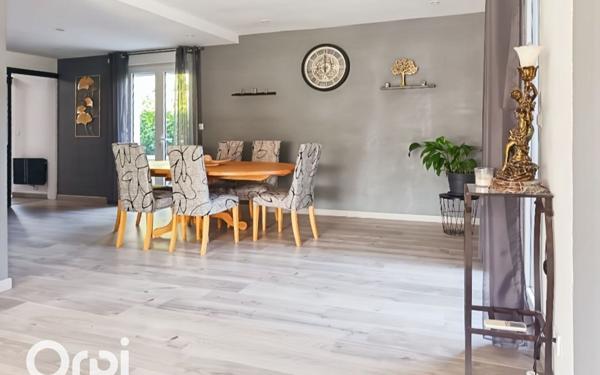 Maison à vendre    5 pièces •  Cournonterral