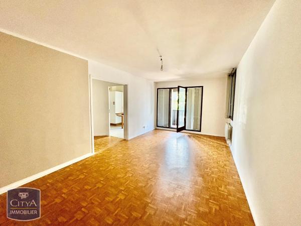 Appartement à louer 4 pièces 76.37m² Seyssins (38180)