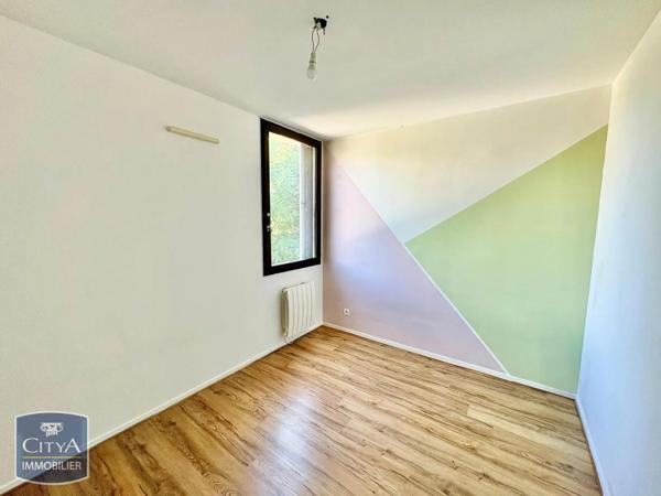Appartement à louer 4 pièces 76.37m² Seyssins (38180)