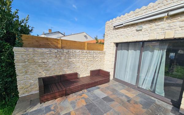 Maison à vendre    3 pièces •  Tonnay-Charente