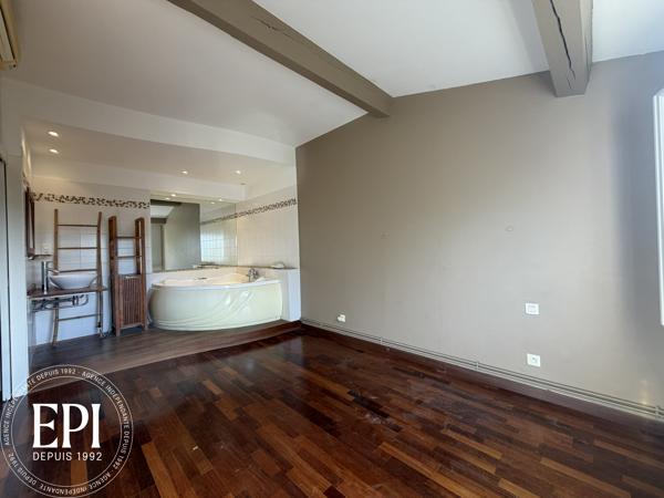 Maison familiale Type 5 – 120 m² habitables sur terrain de 295 m² avec piscine