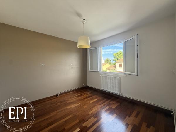 Maison familiale Type 5 – 120 m² habitables sur terrain de 295 m² avec piscine