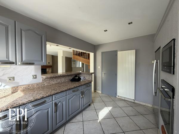 Maison familiale Type 5 – 120 m² habitables sur terrain de 295 m² avec piscine