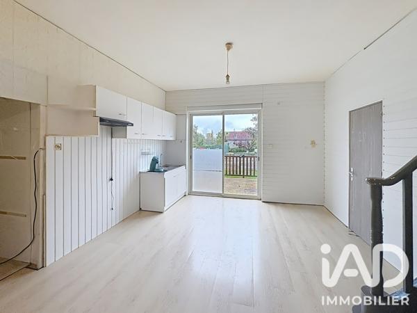 Maison à vendre 5 pièces 130 m² Le Lardin-Saint-Lazare