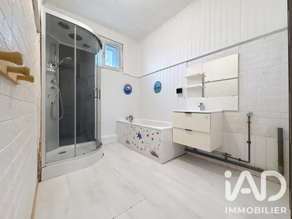 Maison à vendre 5 pièces 130 m² Le Lardin-Saint-Lazare