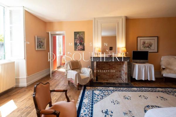 Vente confidentielle – Maison bourgeoise au cœur de La Rochelle