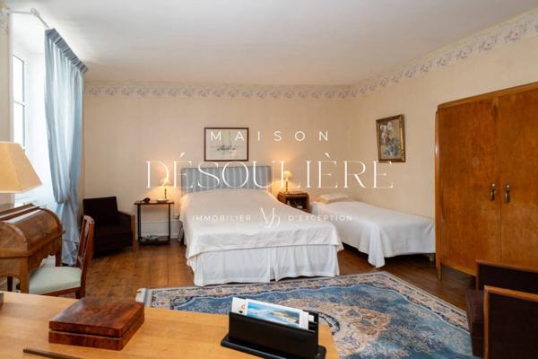 Vente confidentielle – Maison bourgeoise au cœur de La Rochelle