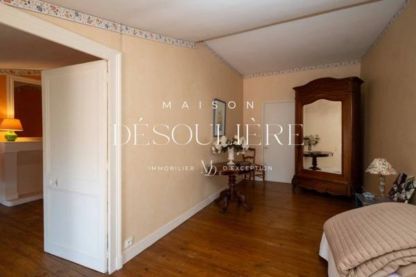 Vente confidentielle – Maison bourgeoise au cœur de La Rochelle