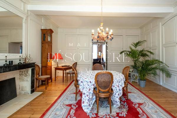 Vente confidentielle – Maison bourgeoise au cœur de La Rochelle