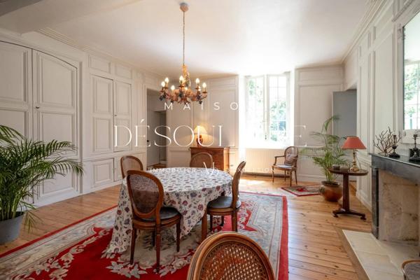 Vente confidentielle – Maison bourgeoise au cœur de La Rochelle