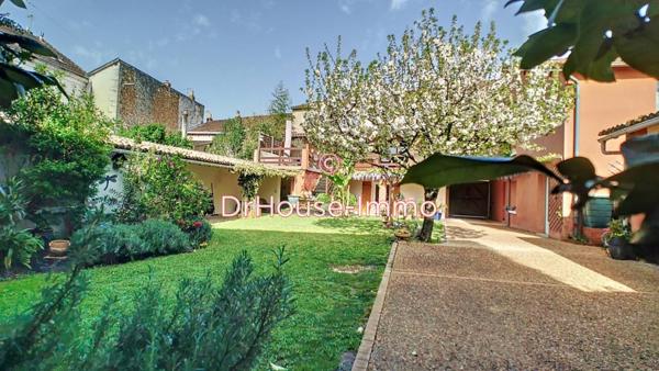 Maison à vendre 8 pièces de 286 m²