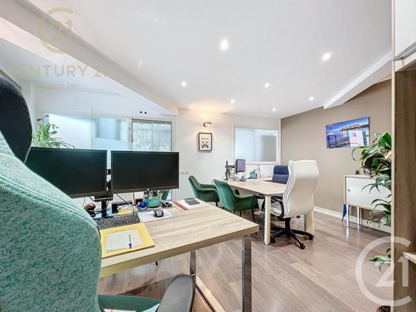 à vendre  57,66 m2 ANTIBES - 06