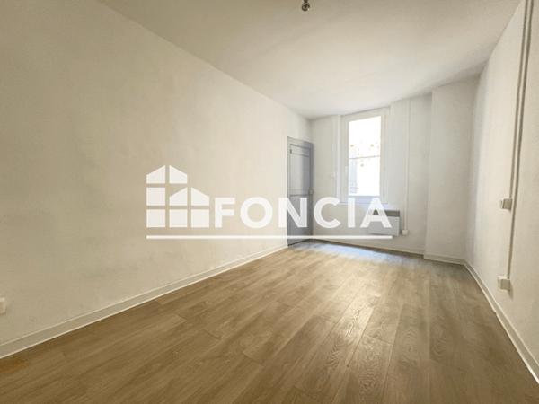Location Appartement 2 pièces 31.9 m² - 21 RUE PELISSON Beziers 34500