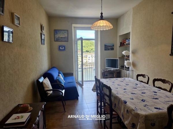 Appartement T4 au dernier étage du magnifique Palazzu Santini