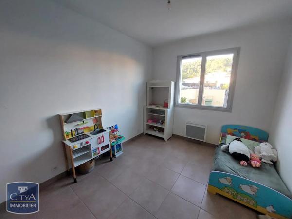 Maison à louer 4 pièces 89.59m² Clermont-l'Hérault (34800)