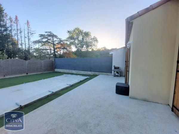 Maison à louer 4 pièces 89.59m² Clermont-l'Hérault (34800)