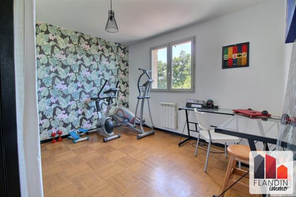 maison avec appartement et garage