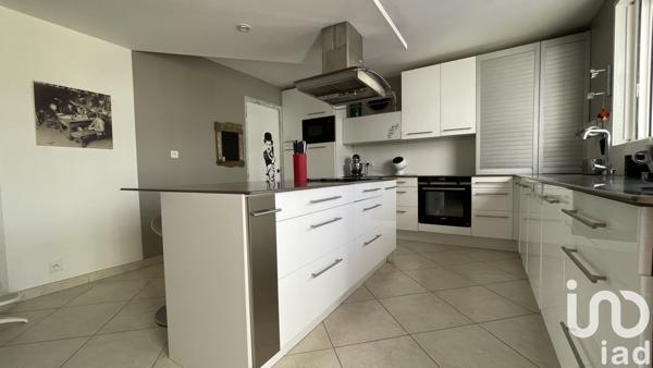 Maison à vendre 8 pièces 154 m² Jonquières-Saint-Vincent