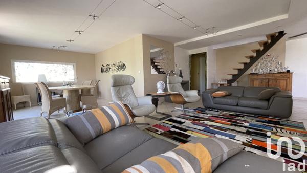 Maison à vendre 8 pièces 154 m² Jonquières-Saint-Vincent