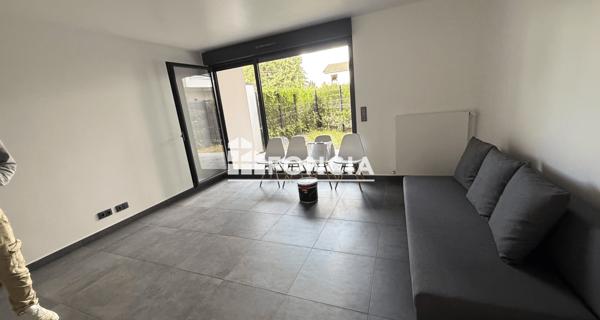 Location Studio meublé 29.8 m² - Noisy-le-grand 93160