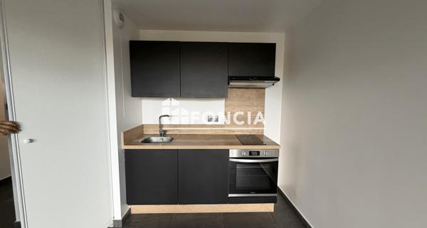Location Studio meublé 29.8 m² - Noisy-le-grand 93160