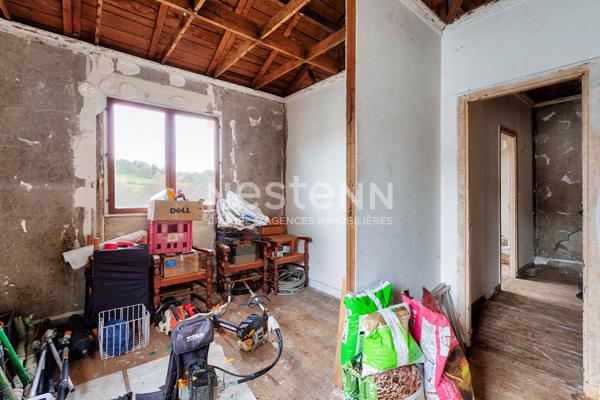 Maison entièrement à rénover à Trémuson