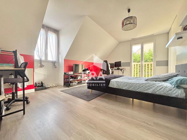 A vendre très belle maison de 210m² utiles sur un beau jardin de 883m² !