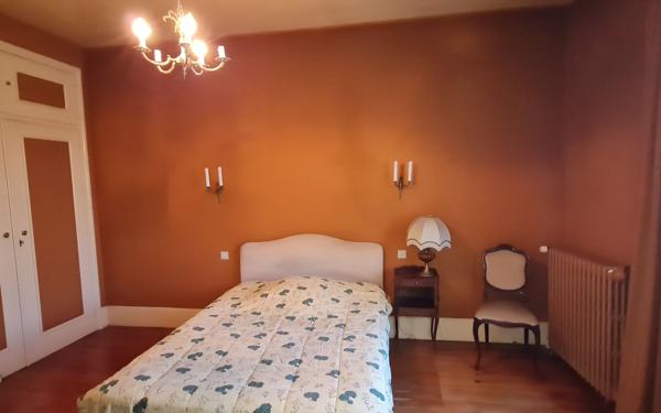 Maison à vendre    7 pièces •  Agen