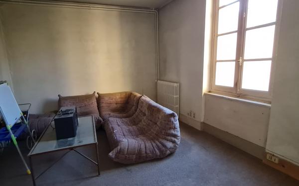 Maison à vendre    7 pièces •  Agen