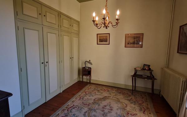 Maison à vendre    7 pièces •  Agen