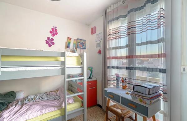 Appartement
         3 pièces
        - 60 m² Exclusivité 122 000 € *