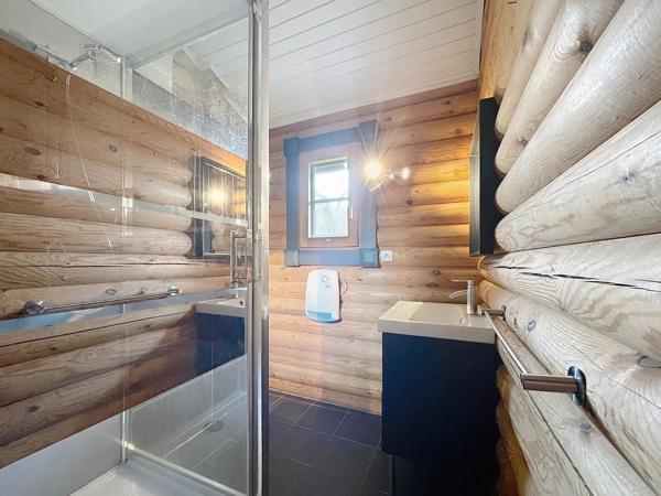 Maison bois 200 m² Gratentour – 3 ch + 1 T2