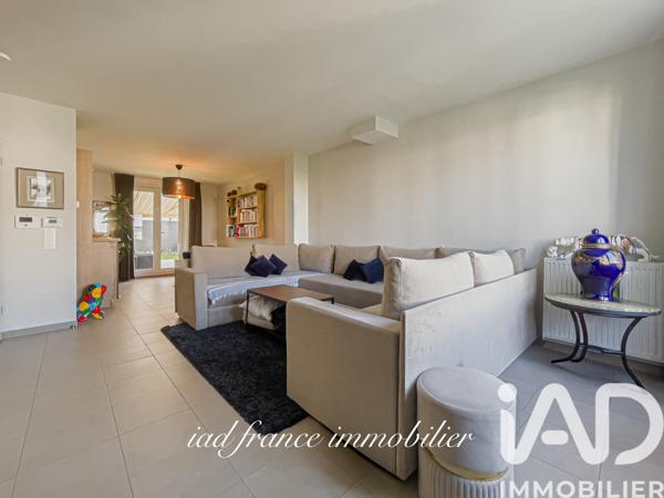 Maison à vendre 6 pièces 100 m² Élancourt