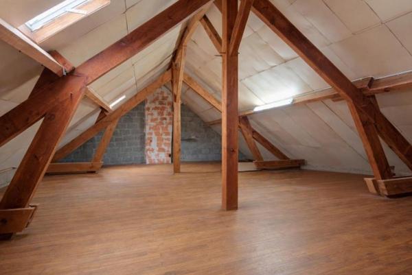 Maison familiale pleine de charme avec fort potentiel d'évolution