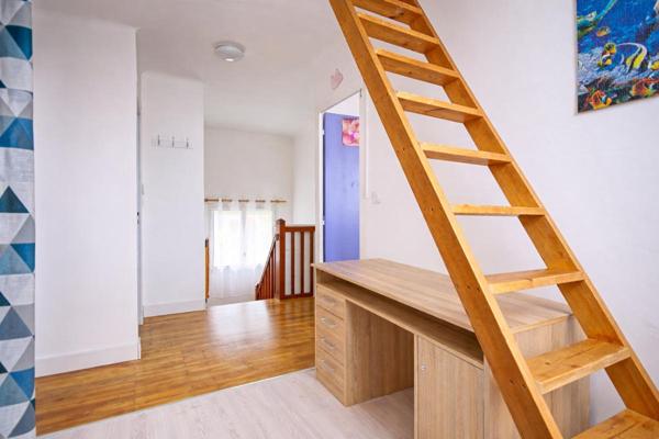 Maison familiale pleine de charme avec fort potentiel d'évolution