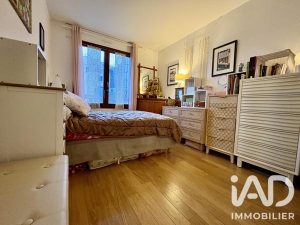 Appartement à vendre 3 pièces 69 m² Courbevoie