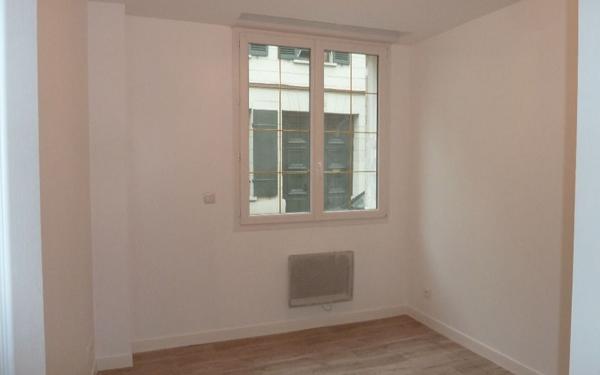 Appartement à louer    2 pièces •  Évreux