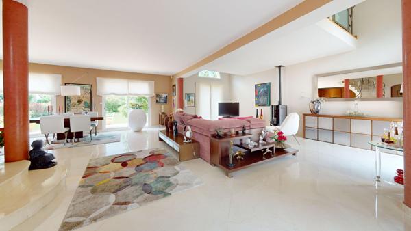 Maison 5 pièce(s) 230 m2