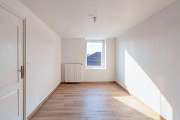 Maison à vendre 4 pièces  (38)
