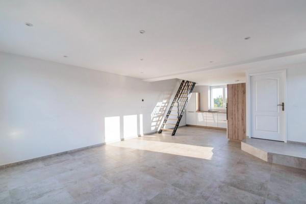 Maison à vendre 4 pièces  (38)
