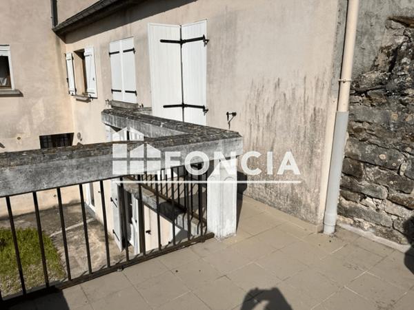 Location Appartement 3 pièces 43.91 m² - 7 PLACE DES MARRONNIERS Blesmes 02400
