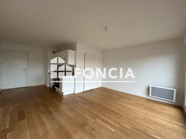 Location Appartement 2 pièces 42.7 m² - RESIDENCE LUMINESENS 3 - 62 RUE DE LONDRES PORTE A21 Lens 62300