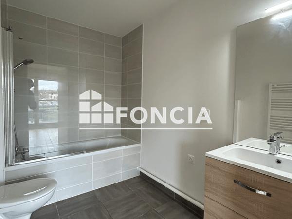 Location Appartement 2 pièces 42.7 m² - RESIDENCE LUMINESENS 3 - 62 RUE DE LONDRES PORTE A21 Lens 62300