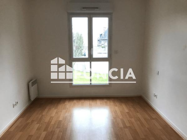 Location Appartement 2 pièces 45.58 m² - 43 RUE DE SEBASTOPOL Reims 51100